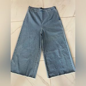Wide leg-capri jeans